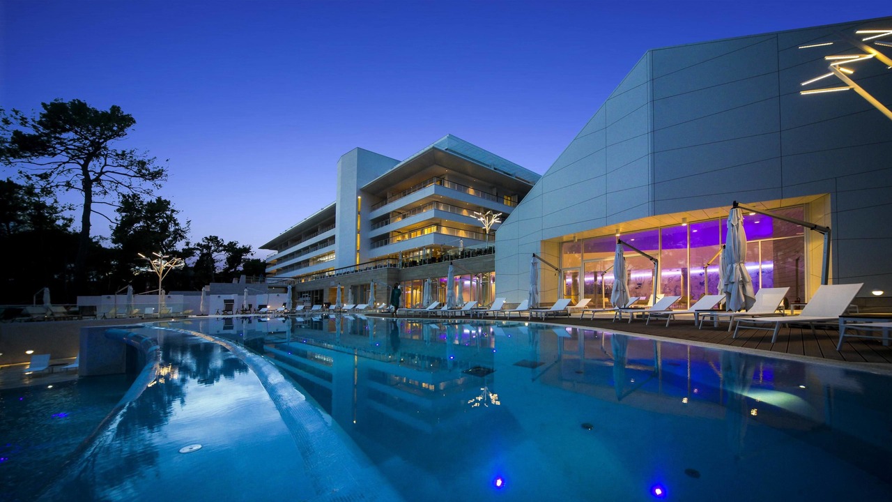 Photo of Outdoor in Cove Murtar