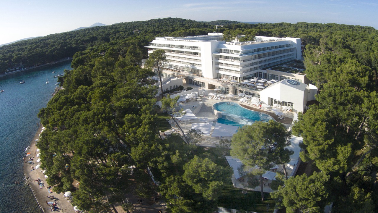 Photo of Outdoor in Cove Murtar