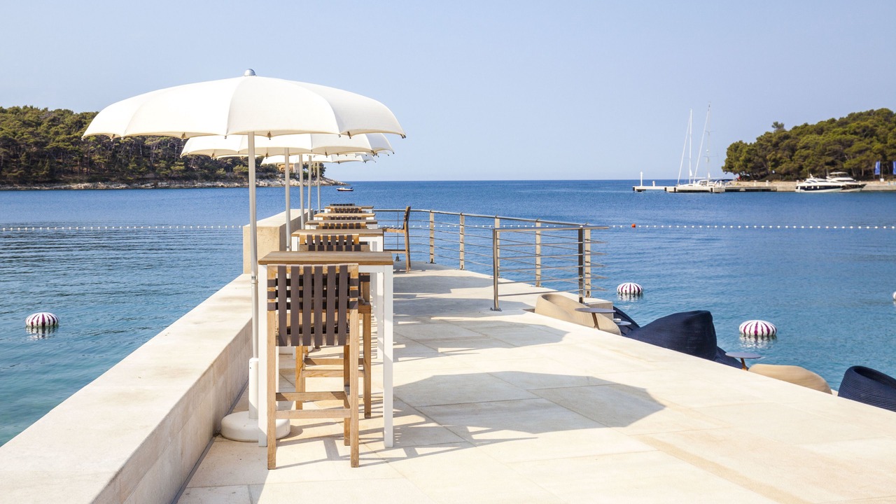 Photo of Outdoor in Cove Murtar