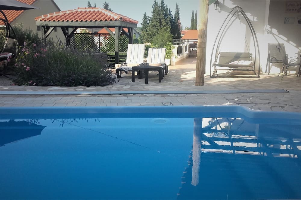 Photo of Others in Stari Grad