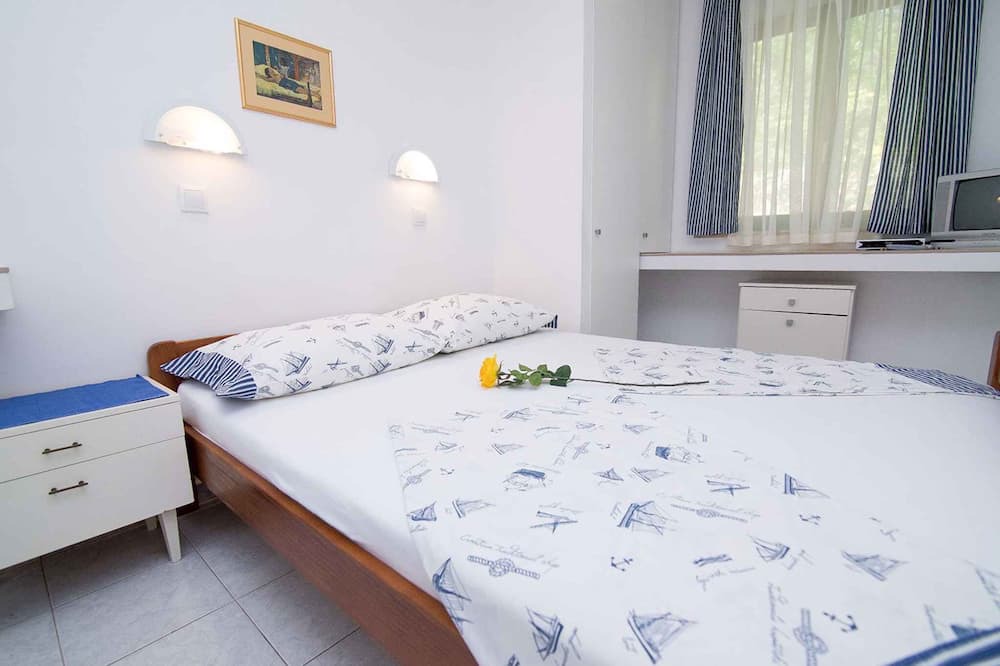 Photo of Bedroom in Cove Murtar