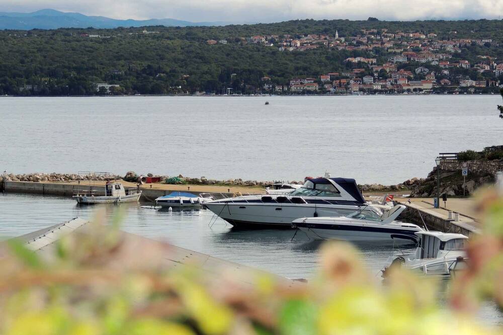 Photo of Others in Porat
