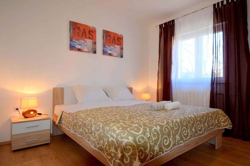 Photo of Bedroom in Porat