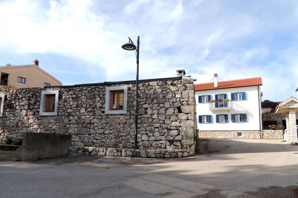 Photo of Others in Porat