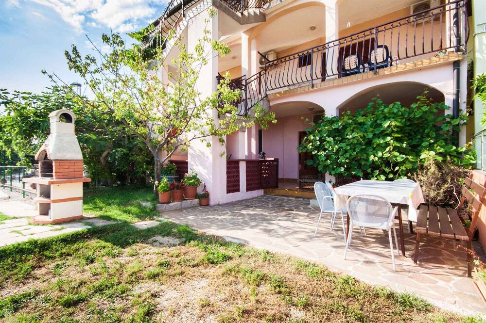 Photo of Outdoor in Monterol
