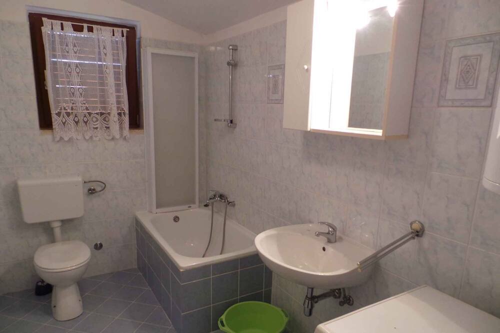 Photo of Bathroom in Monterol