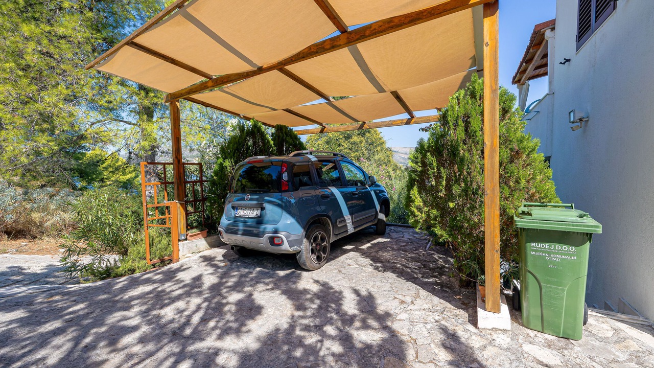 Photo of Outdoor in Okrug Donji