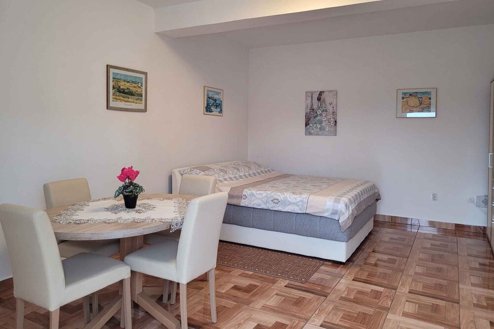 Photo of Bedroom in Plomin