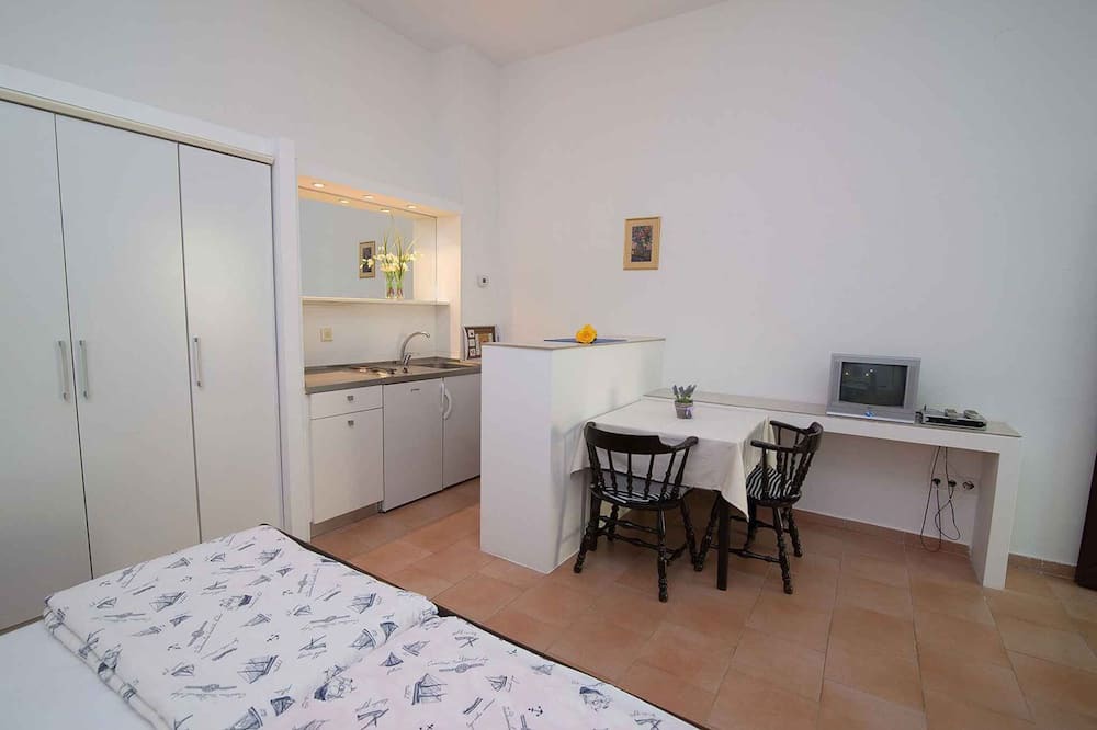 Photo of Bedroom in Cove Murtar