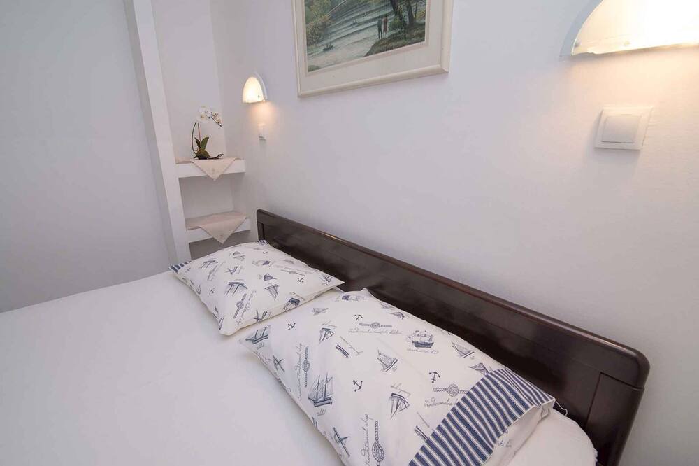 Photo of Bedroom in Cove Murtar