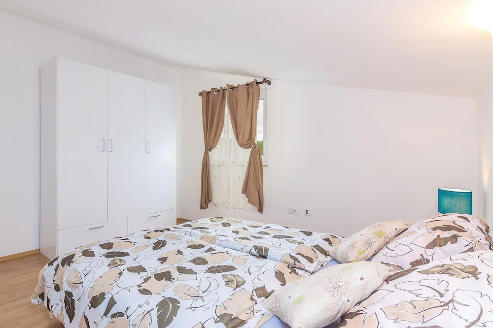 Photo of Bedroom in Heraki