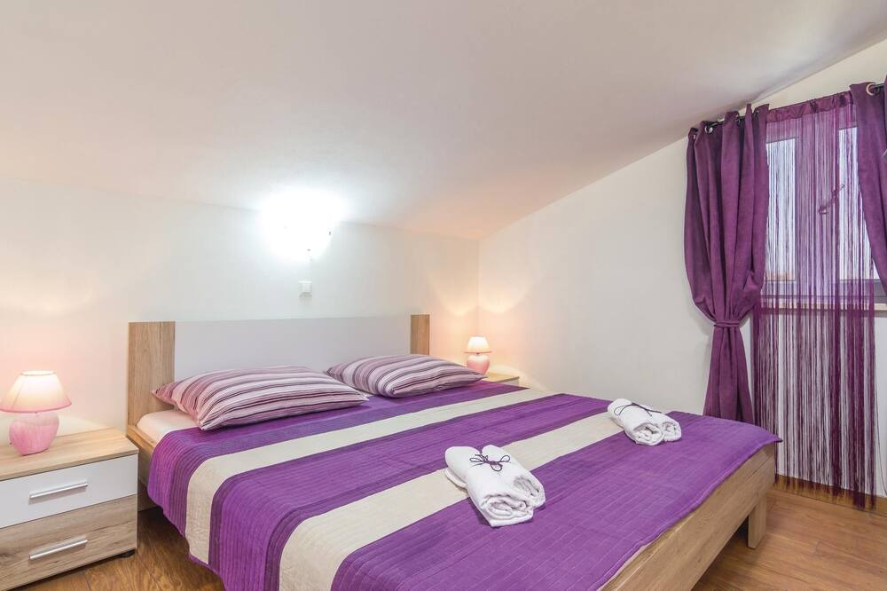 Photo of Bedroom in Heraki