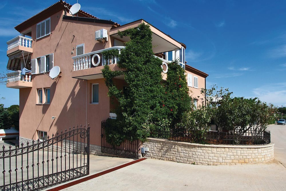 Photo of Outdoor in Galizana