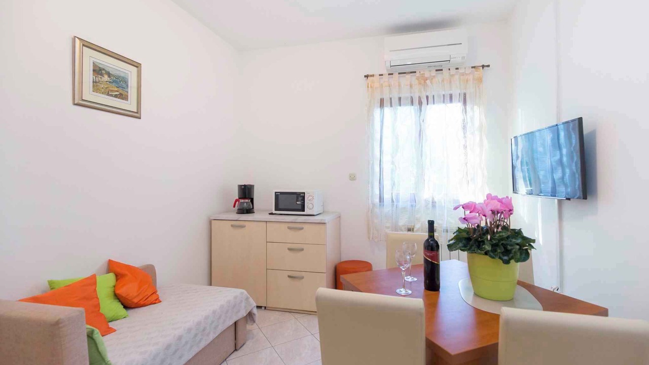 Photo of Livingroom in Plomin
