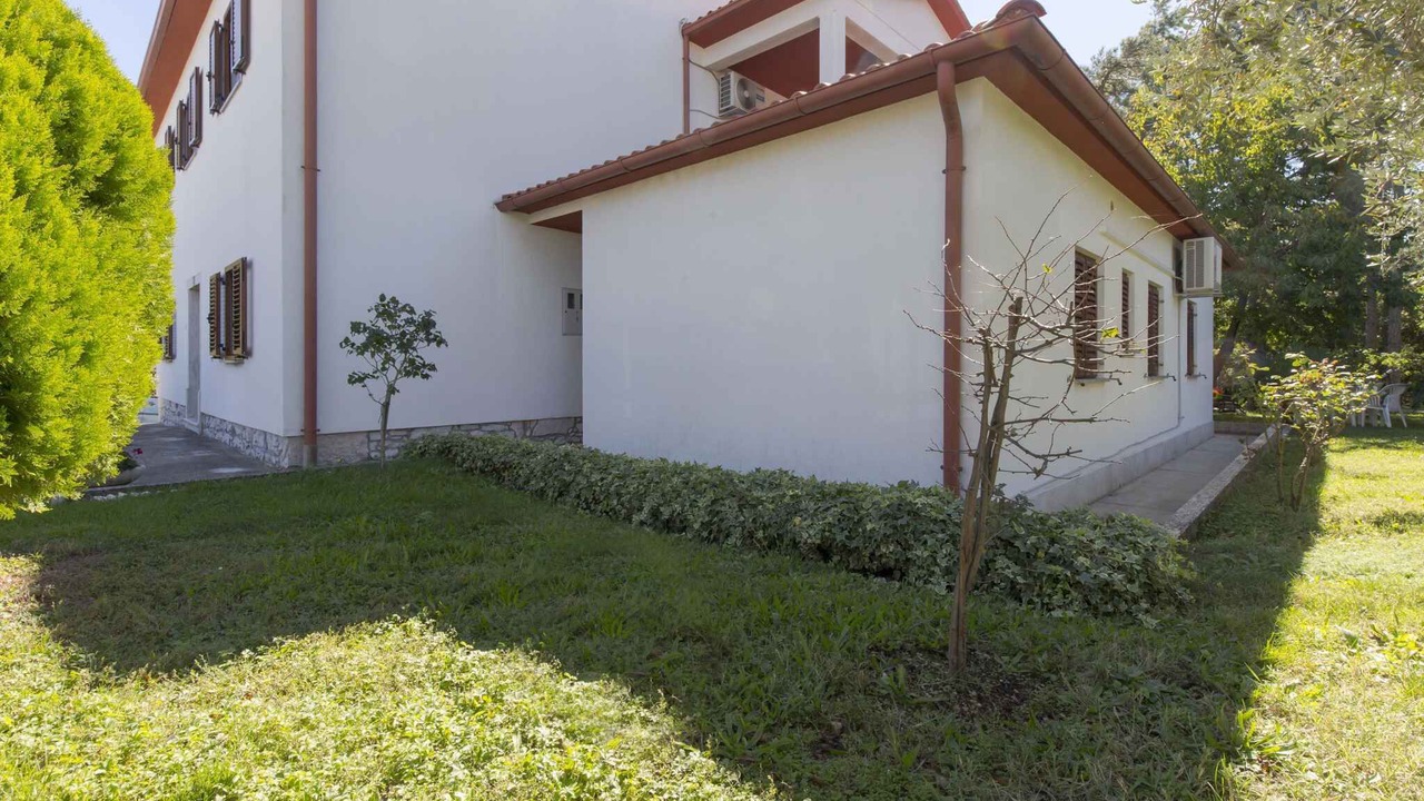 Photo of Outdoor in Plomin