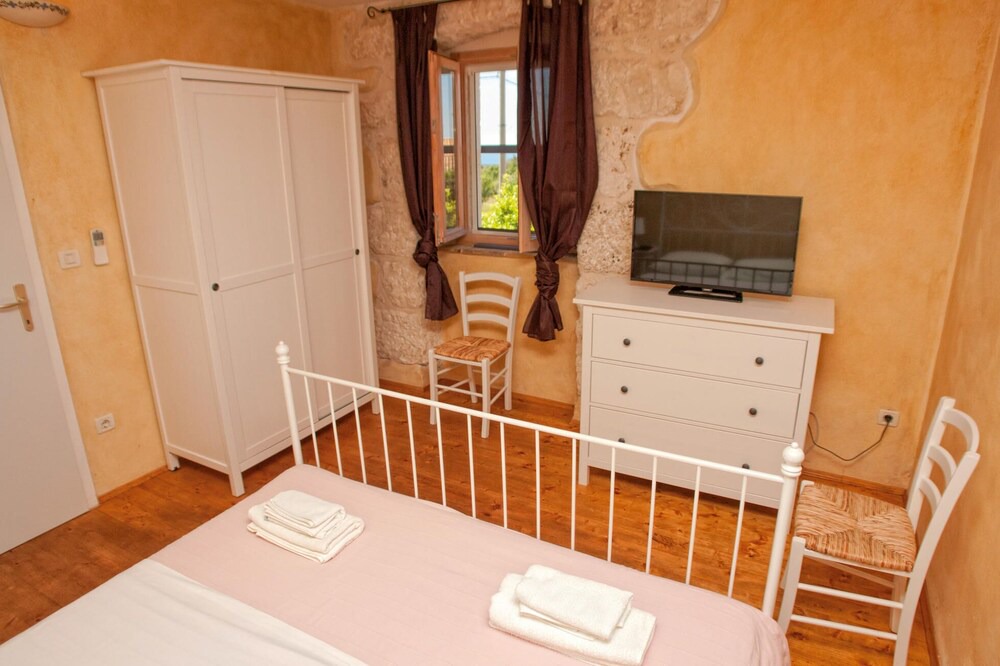 Photo of Bedroom in Diminici