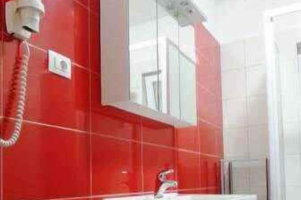 Photo of Bathroom in Palit