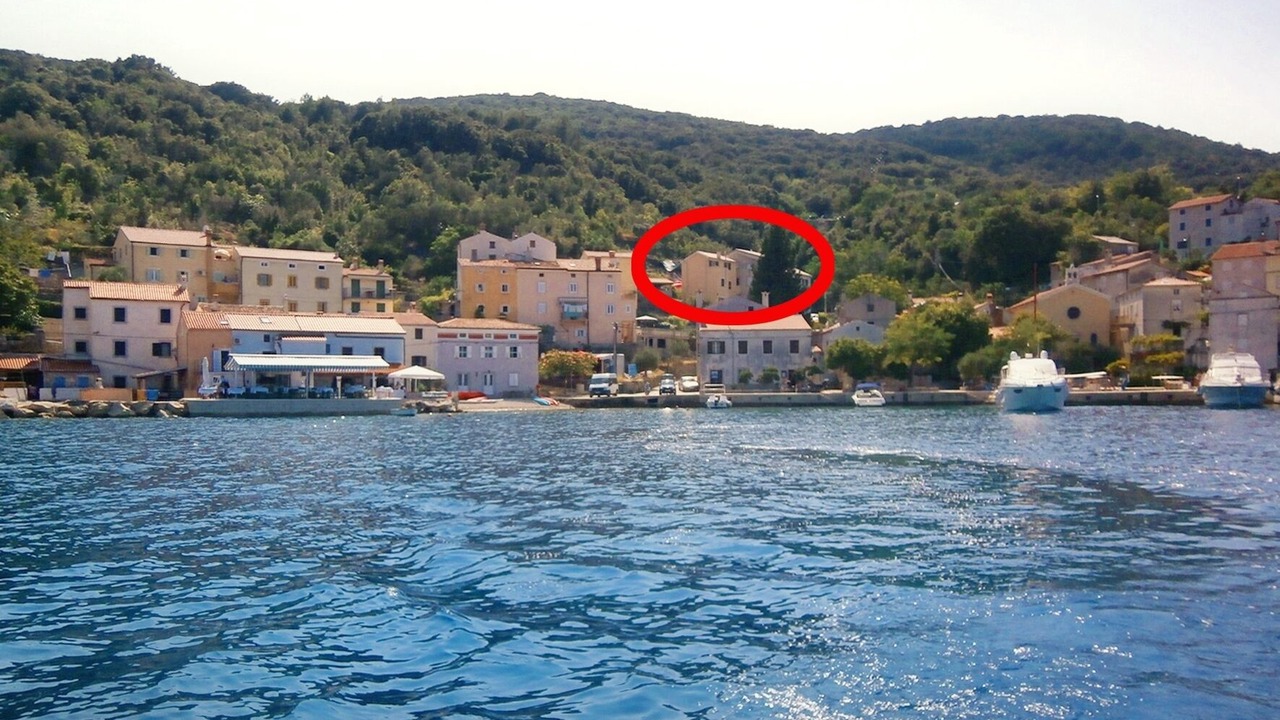 Photo of Others in Valun