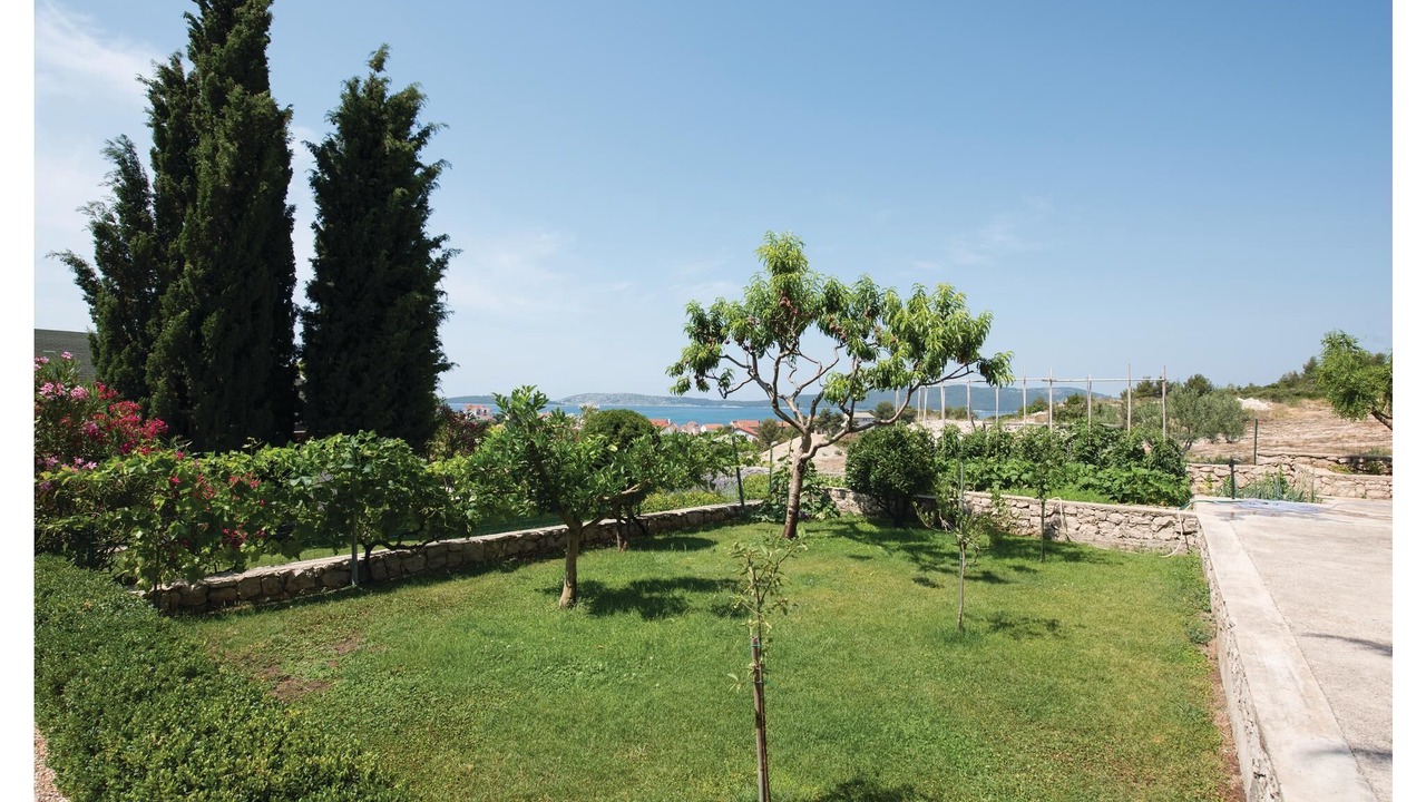 Photo of Outdoor in Brodarica