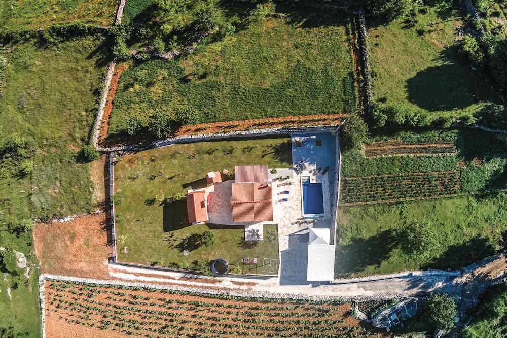 Photo of Outdoor in Lecevica