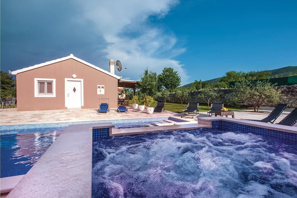 Photo of Outdoor in Lecevica