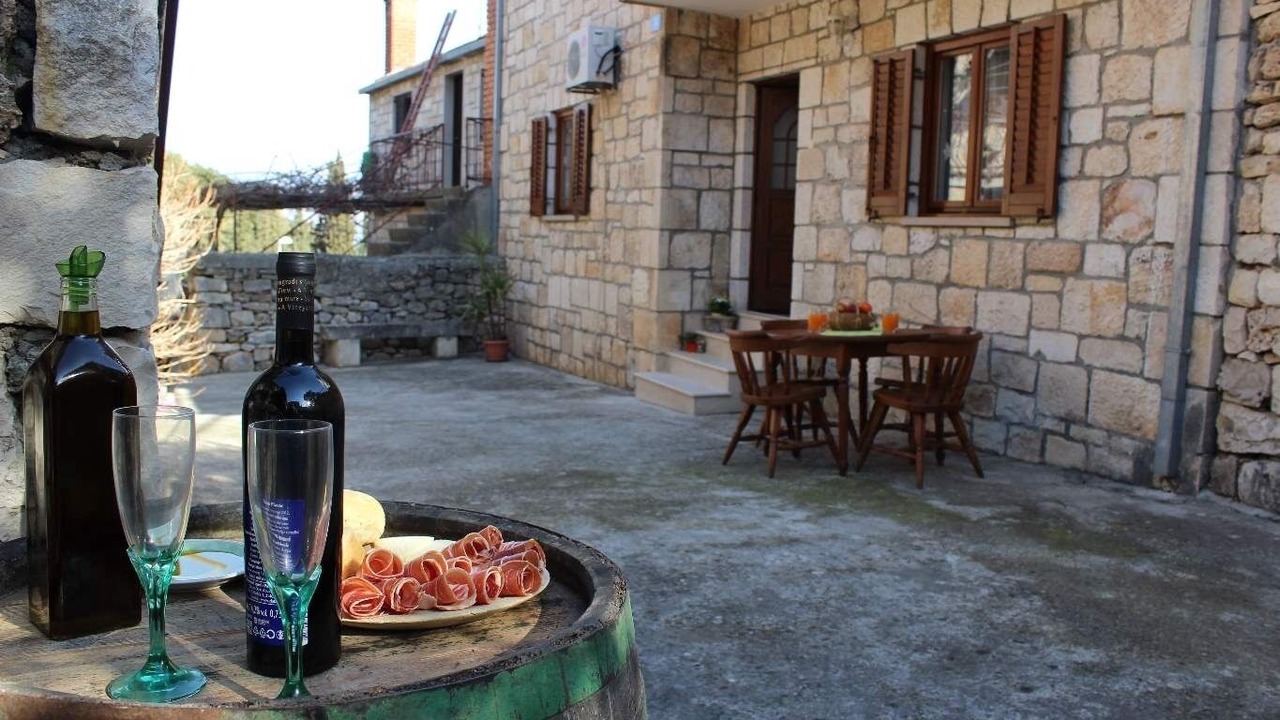 Photo of Outdoor in Dol