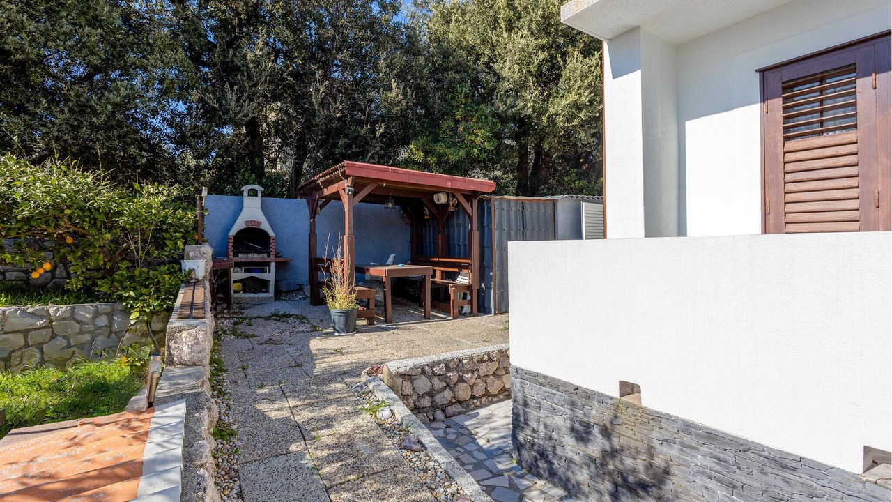 Photo of Patio Balcony in Banjol