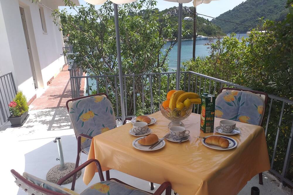 Photo of Patio Balcony in Okuklje