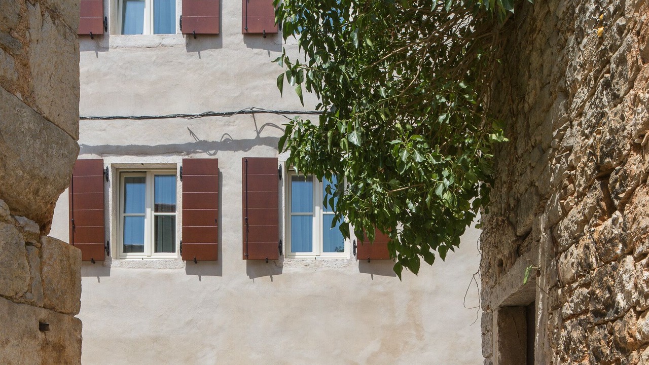 Photo of Outdoor in Bale