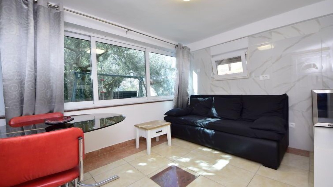 Photo of Livingroom in Kula Norinska