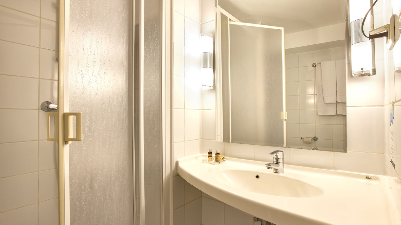 Photo of Bathroom in Gara de Nord