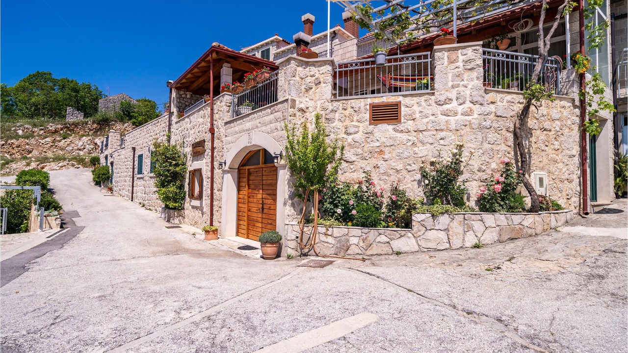 Photo of Outdoor in Popovici