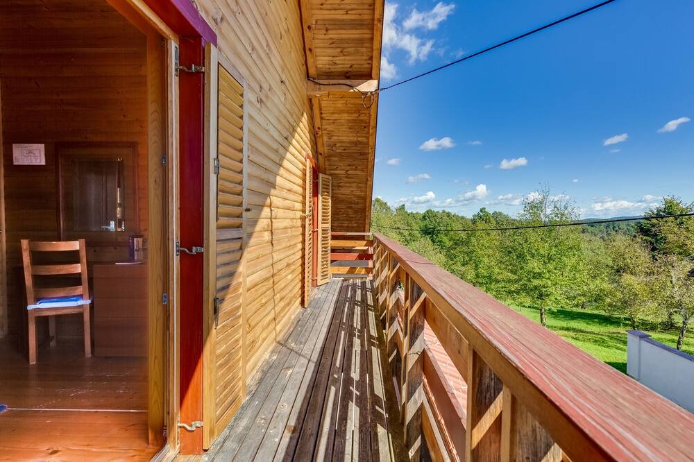 Photo of Patio Balcony in Gornje Dubrave
