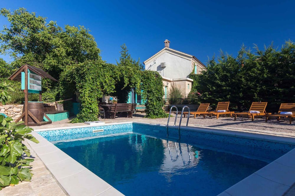 Photo of Outdoor in Rasopasno