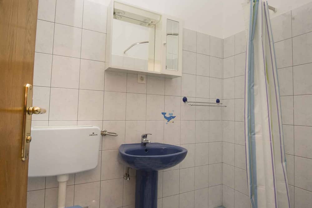 Photo of Bathroom in Duce