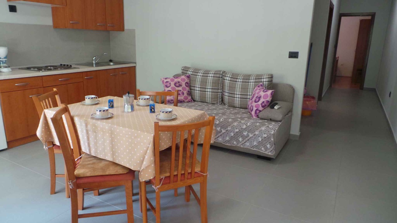 Photo of Others in Spadici