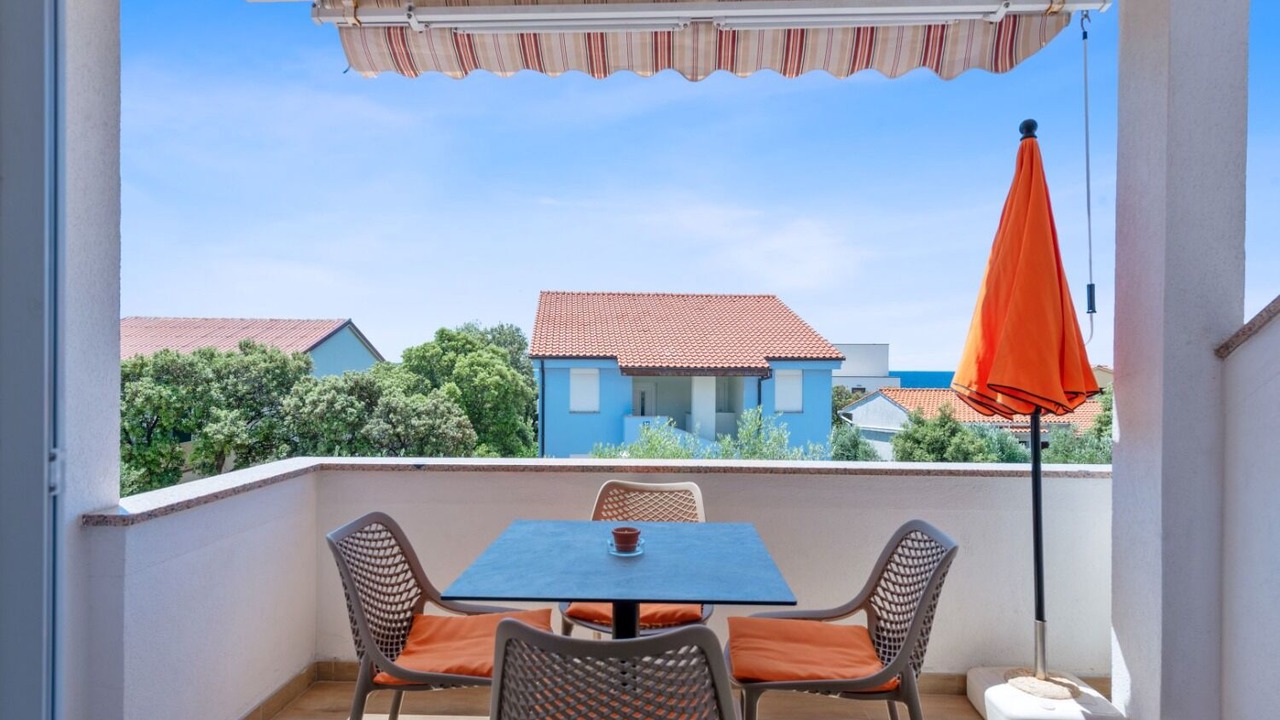 Photo of Outdoor in Mandre