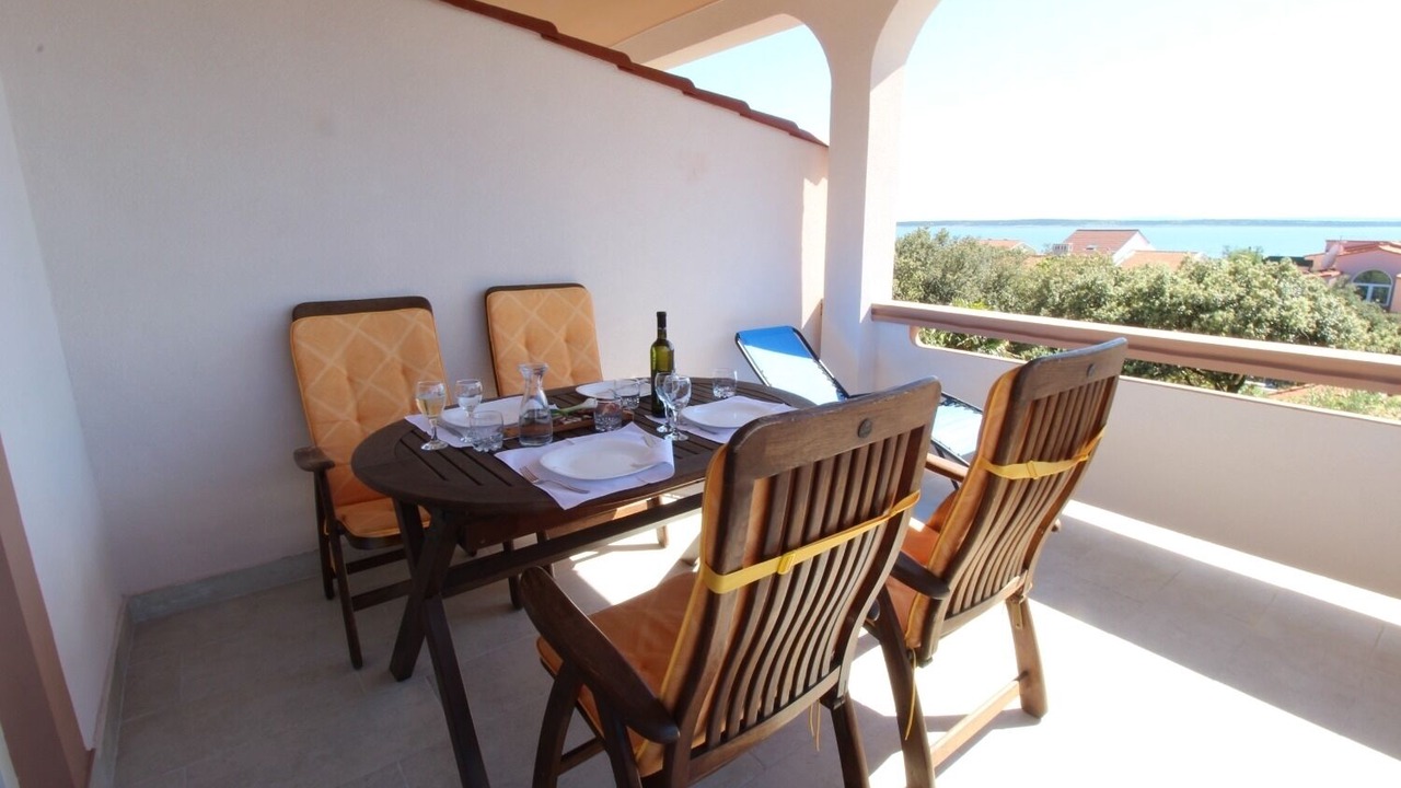 Photo of Outdoor in Mandre