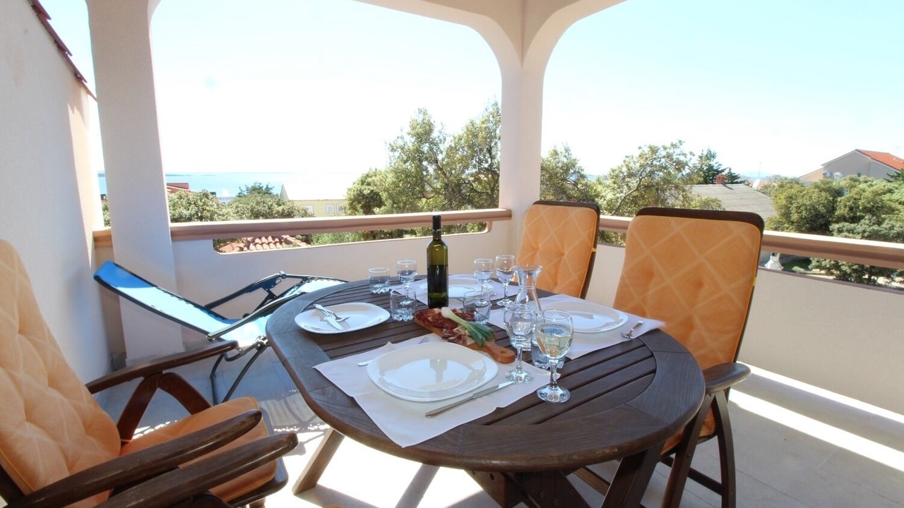Photo of Outdoor in Mandre