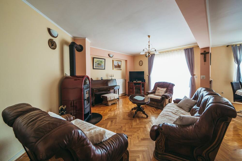 Photo of Livingroom in Prolozac