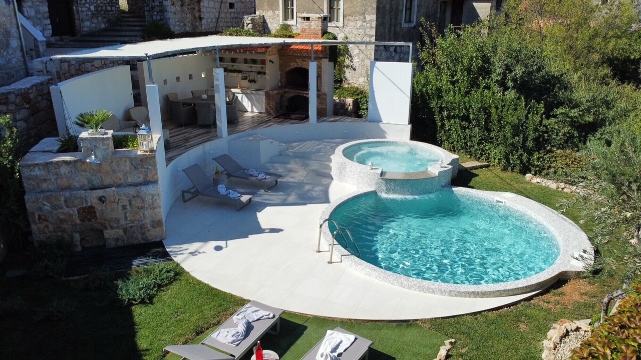 Photo of Outdoor in Pitve