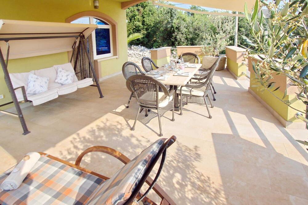 Photo of Patio Balcony in Sibuljina