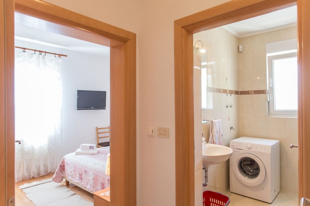 Photo of Bathroom in Kastel Gomilica