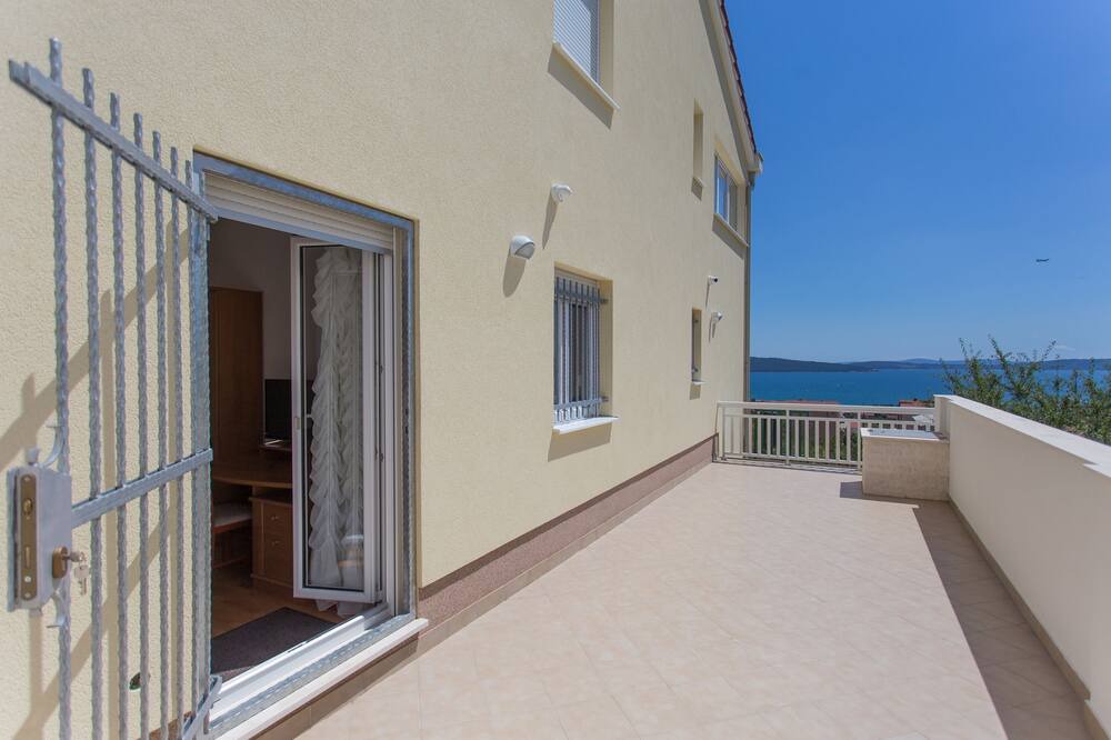 Photo of Patio Balcony in Kastel Gomilica