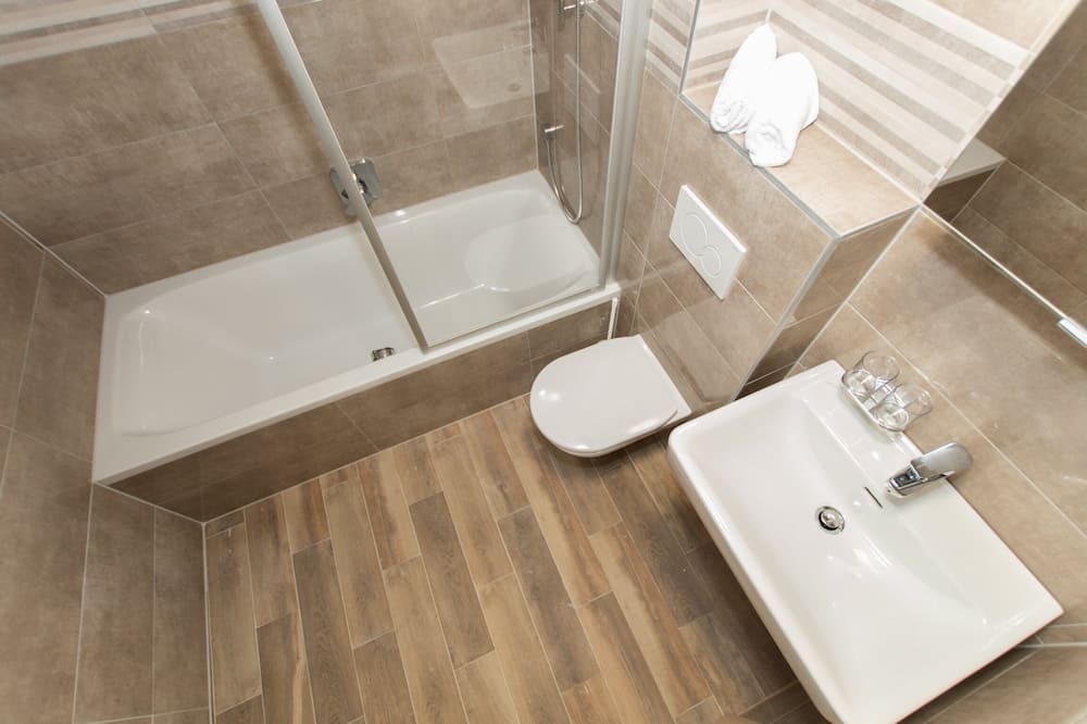 Photo of Bathroom in Ratac