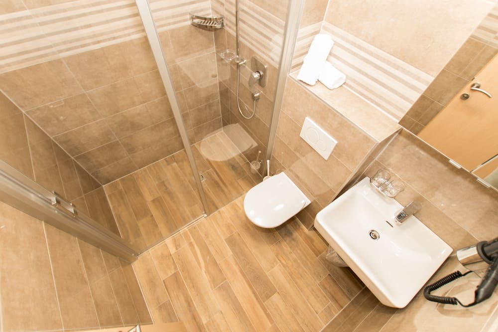 Photo of Bathroom in Ratac