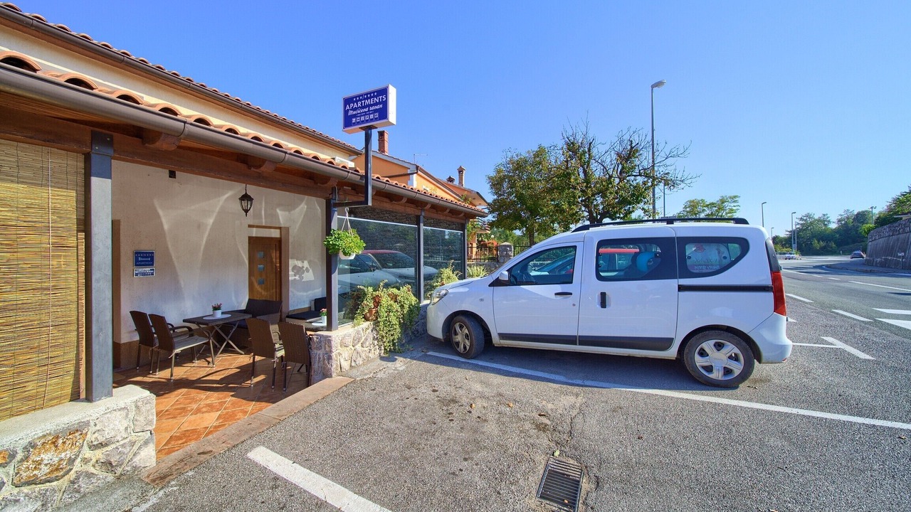 Photo of Outdoor in Mucici