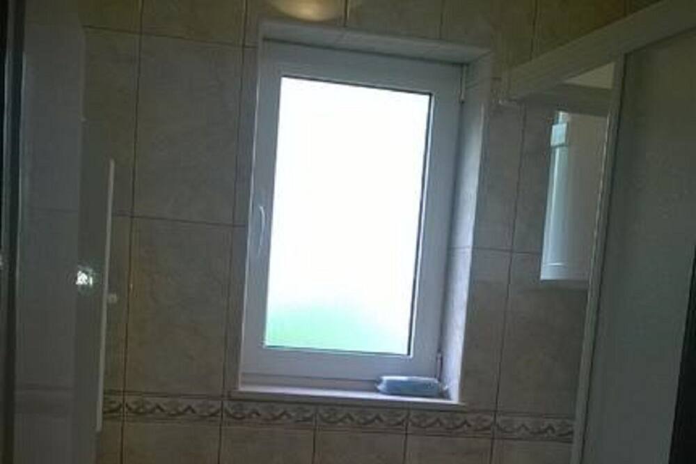 Photo of Bathroom in Loviste
