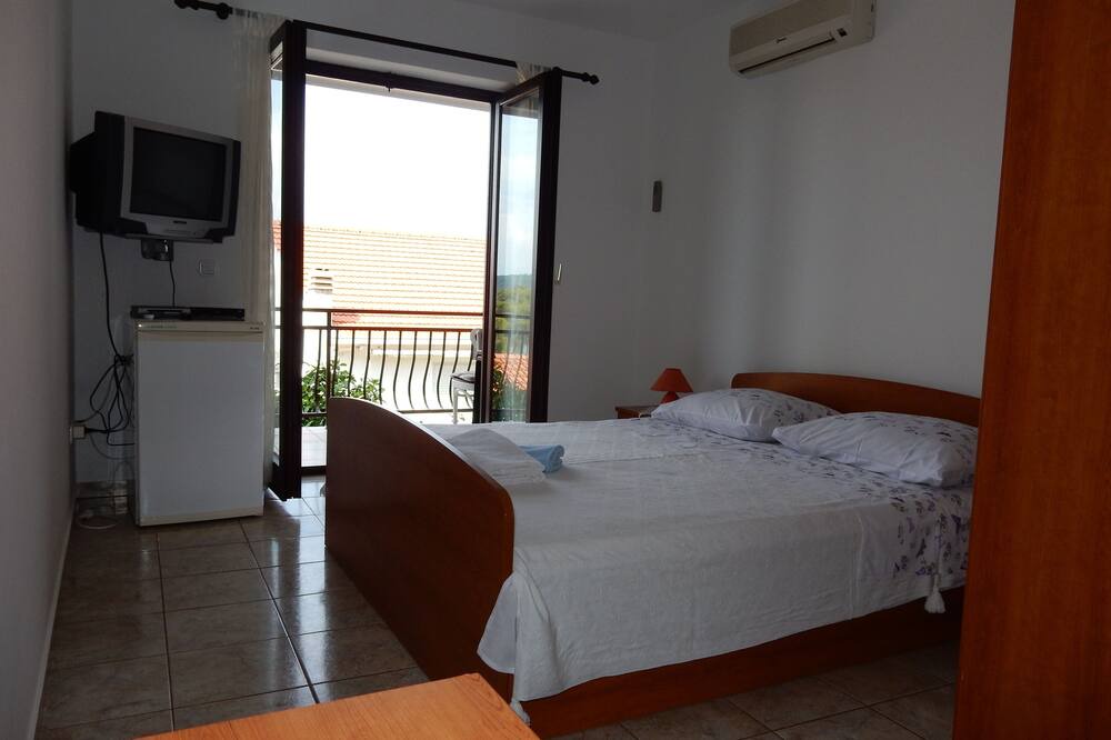 Photo of Bedroom in Loviste