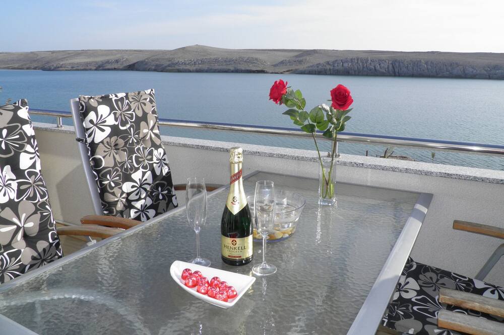 Photo of Patio Balcony in Dinjiska